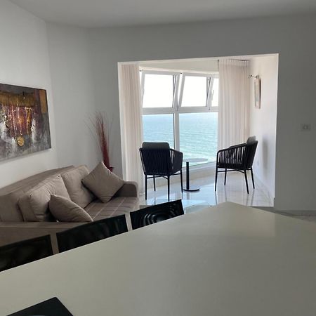 סוויטת אהבה מתוקה על הים-Sweet Love Suite On The Sea Bat Yam Εξωτερικό φωτογραφία