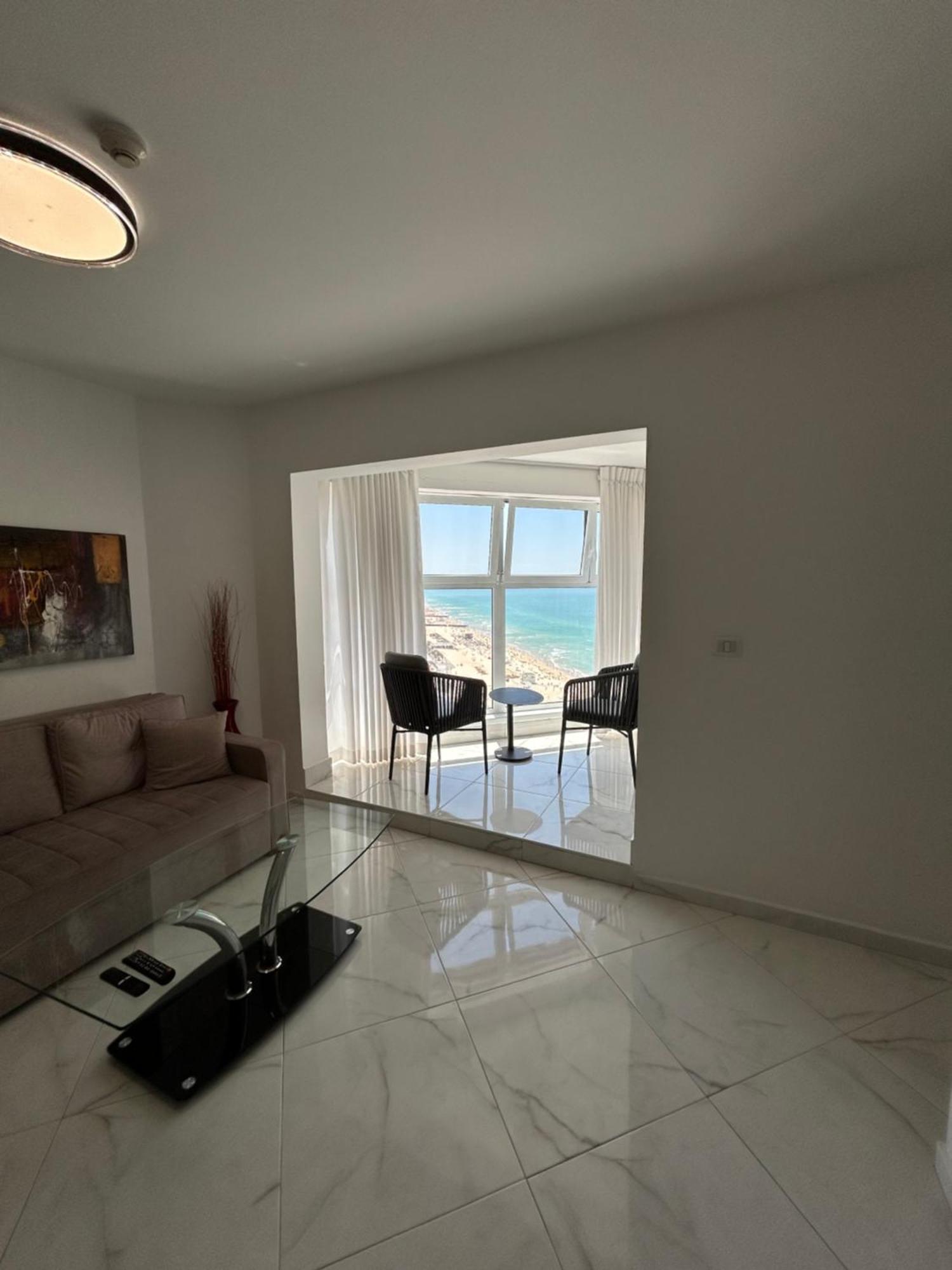 סוויטת אהבה מתוקה על הים-Sweet Love Suite On The Sea Bat Yam Εξωτερικό φωτογραφία